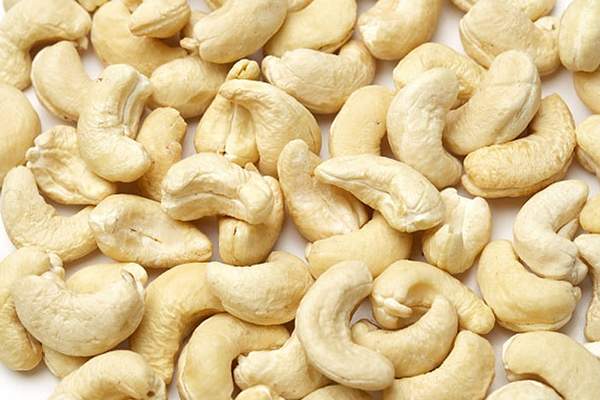 Cashew exports continue to slip; imports rise