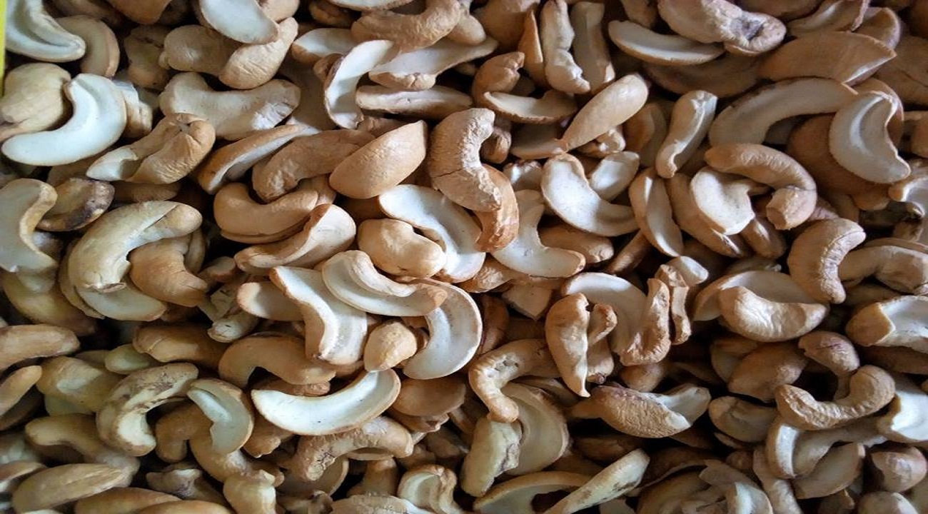 NUTRITIONAL VALUE AND BENEFITS OF CASHEW NUTS