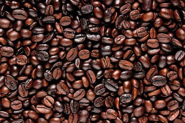 SOFTS-ICE arabica coffee hit by stronger U.S. dollar, sugar rises