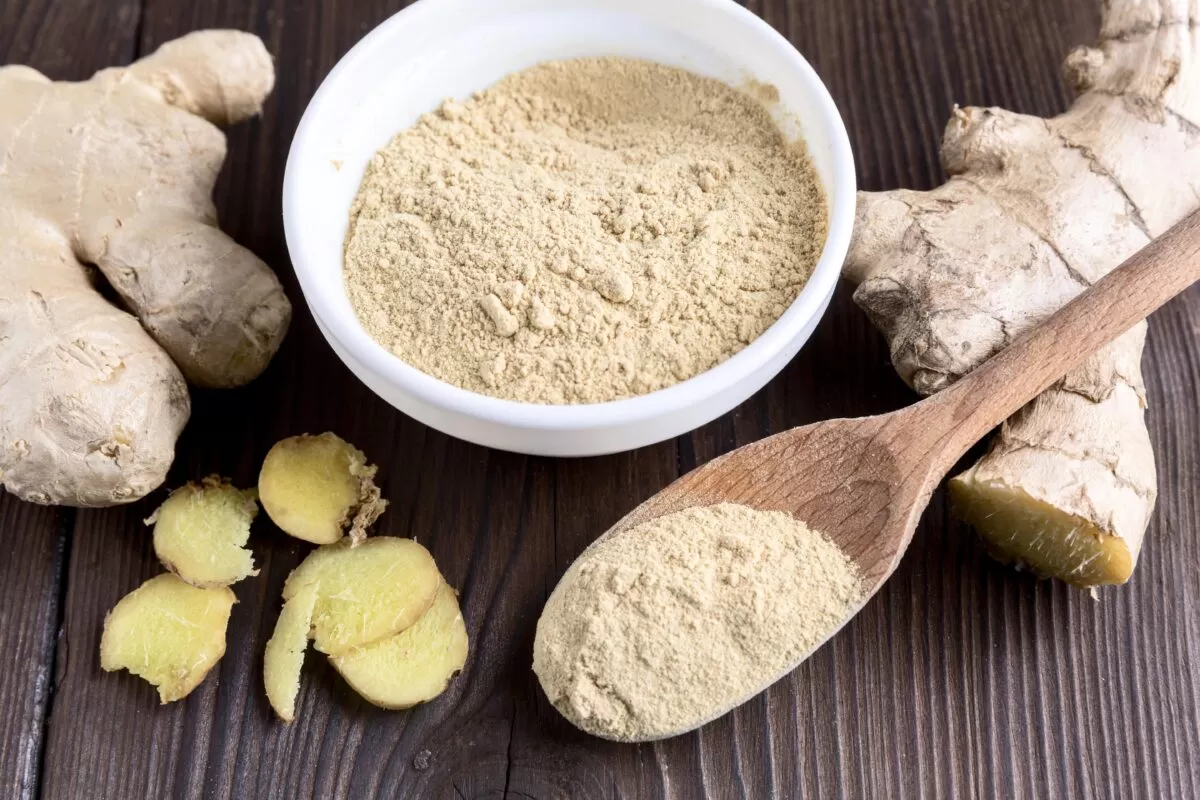 Powder ginger used in food and beverage applications