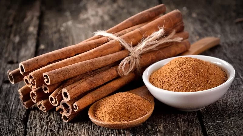 Cinnamon powder used in bakery and food products