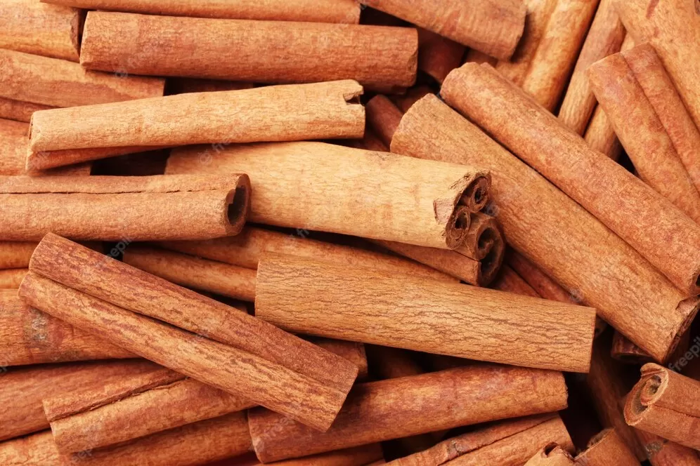 Cigarette cassia