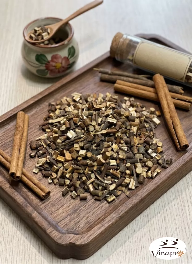 Branch Straight Cut Cinnamon