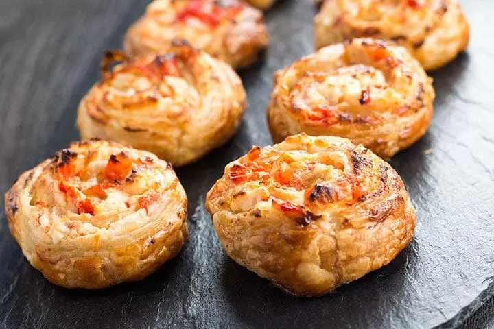 Savory bakery products made with ground white pepper