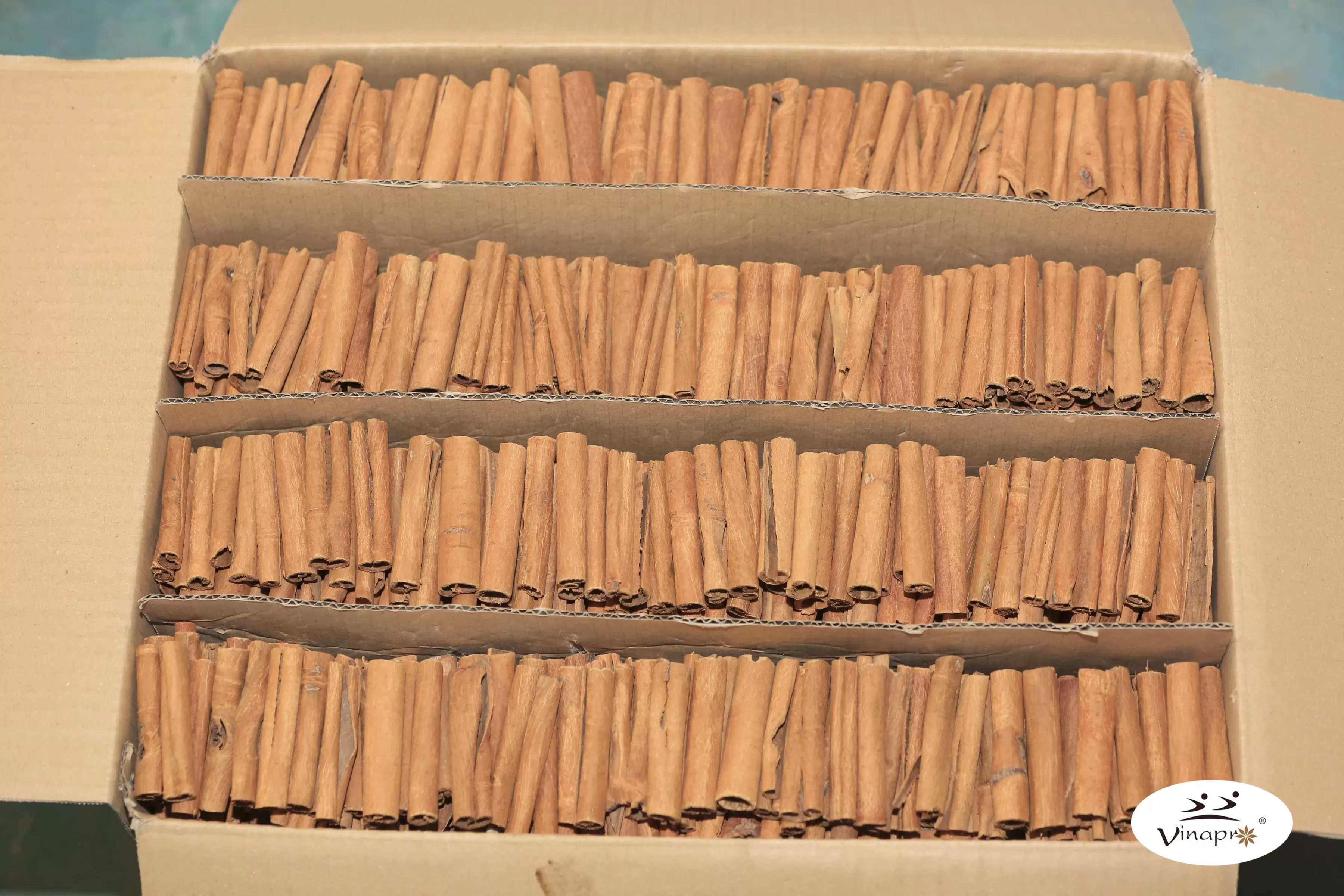 Vietnam cigarette cassia for international trade