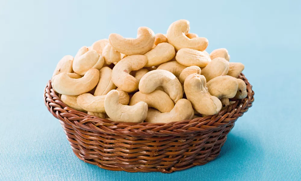 importing cashew nuts from Vietnam for the international market